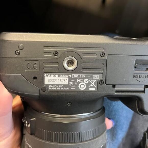 Canon EOS 550d and Sigma Lens - Picture 9 of 10